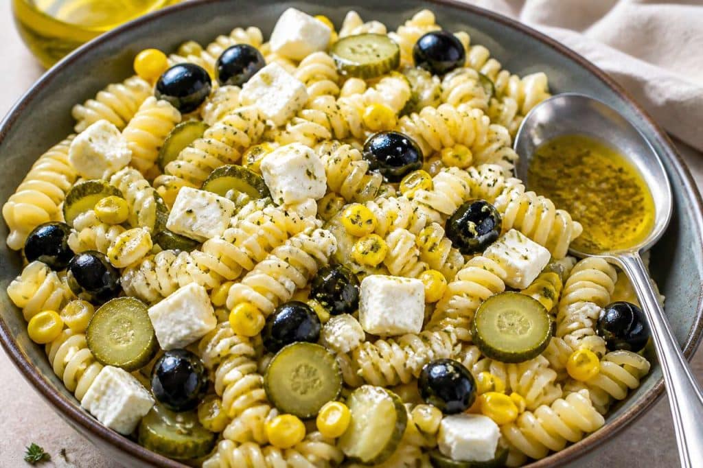 Salade de pâtes au chèvre et concombre : recette fraîche et saine