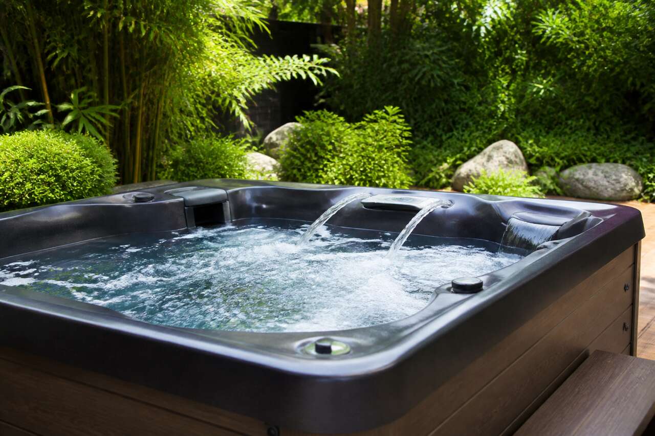 Vidange et renouvellement : à quelle fréquence changer l’eau d’un spa Vidange et renouvellement : à quelle fréquence changer l’eau d’un spa